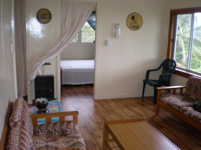 Fully Furnished 2 bedroom house available 29 Oct 09 to mid June 2010
